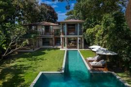 5 Bedrooms Villa Damai in Seminyak